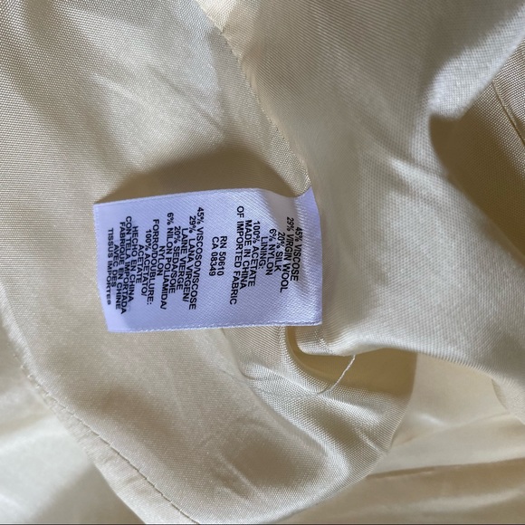 Anne Klein ivory coloured single breasted blazer - Picture 4 of 4